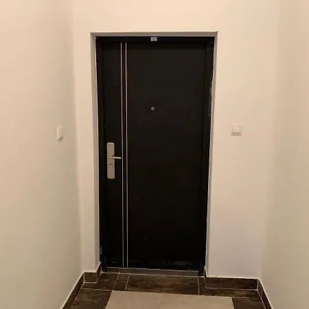 Cozy Family Friendly In W Private Garage