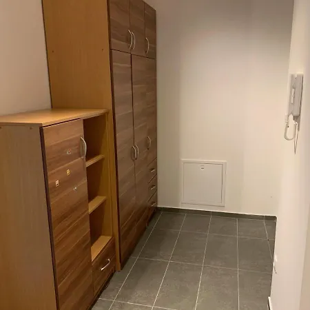 Cozy Family Friendly In W Private Garage